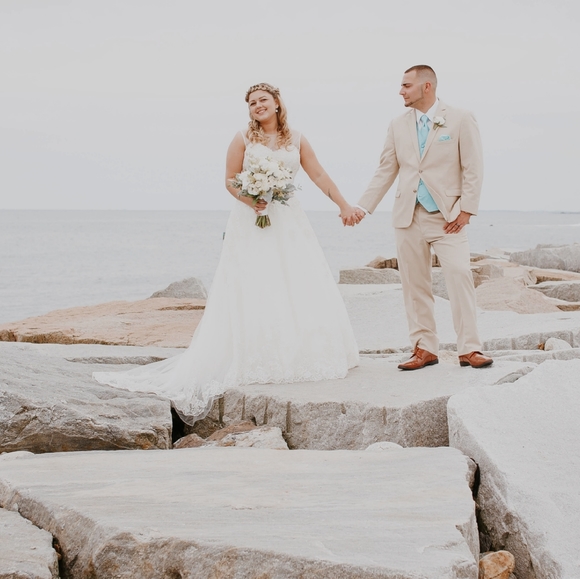 Meet your Posher, Ashley - Picture 3 of 8